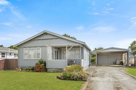 Photo of property in 79 Brougham Street, Westport, 7825