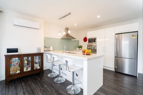 Photo of property in 32 Bob Carter Place, Welcome Bay, Tauranga, 3175