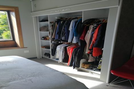 Photo of property in 180 Sutherland Road, Lyall Bay, Wellington, 6022