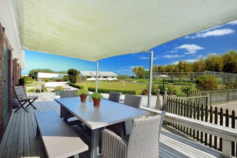 Photo of property in 52 Parker Lane, Makaraka, Gisborne, 4010