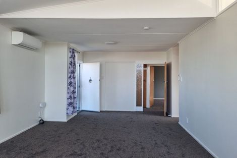 Photo of property in Cedarwood Flats, 5/15 Opaki Road, Lansdowne, Masterton, 5810