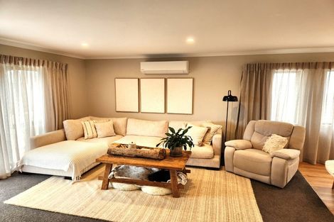 Photo of property in 13 Kakariki Lane, Rototuna North, Hamilton, 3210