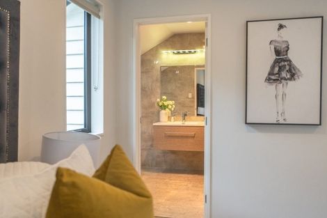 Photo of property in 23 Reserva Crescent, Kumeu, 0810