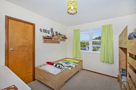 Photo of property in 15 Butler Place, Te Kamo, Whangarei, 0112
