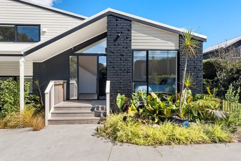 Photo of property in 1 Alexander Place, Papamoa Beach, Papamoa, 3118