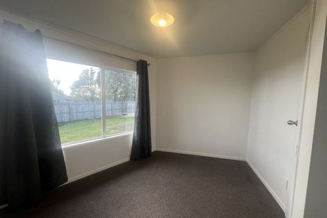 Photo of property in 8 Invergarry Road, Hilltop, Taupo, 3330