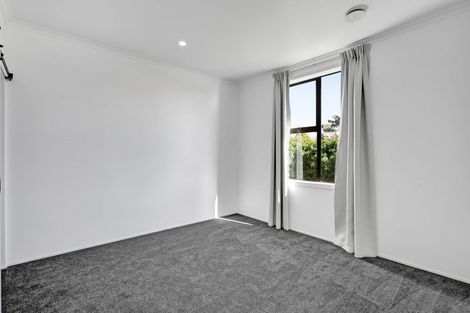 Photo of property in 115 Mangorei Road, Merrilands, New Plymouth, 4312