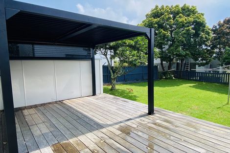 Photo of property in 53 Moana Avenue, Onehunga, Auckland, 1061