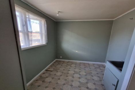 Photo of property in 512 Featherston Street, Roslyn, Palmerston North, 4414