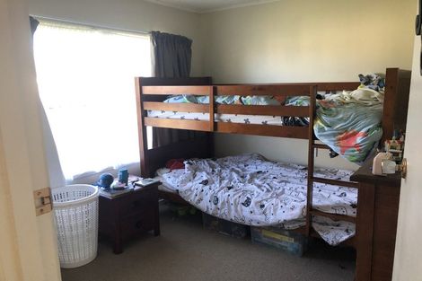 Photo of property in 19 Lipscombe Crescent, Havelock North, 4130