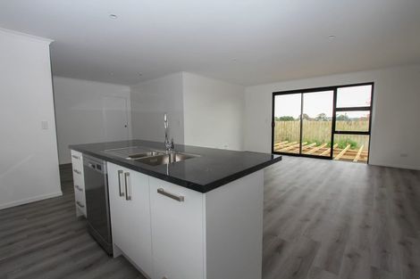 Photo of property in 995 Kihikihi Road, Te Awamutu, 3800