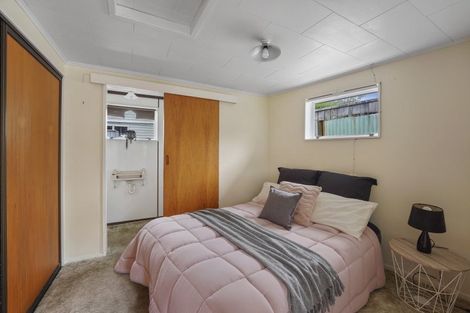 Photo of property in 21 Hall Grove, Ebdentown, Upper Hutt, 5018