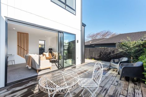 Photo of property in 2/211 Springfield Road, St Albans, Christchurch, 8014