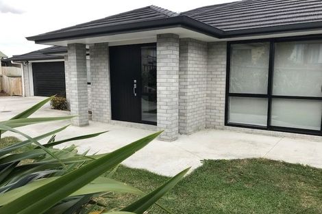 Photo of property in 2 Torrie Way, Pukekohe, 2120