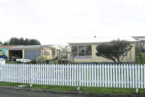 Photo of property in 37 Waro Drive, Hikurangi, 0114