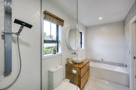 Photo of property in 17 Rogers Road, Bay View, Napier, 4104