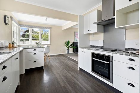 Photo of property in 20 Peel Place, Wainuiomata, Lower Hutt, 5014