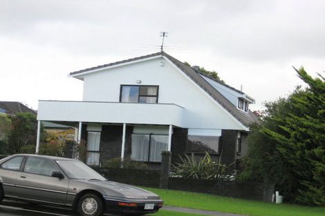 Photo of property in 154 Botany Road, Botany Downs, Auckland, 2010
