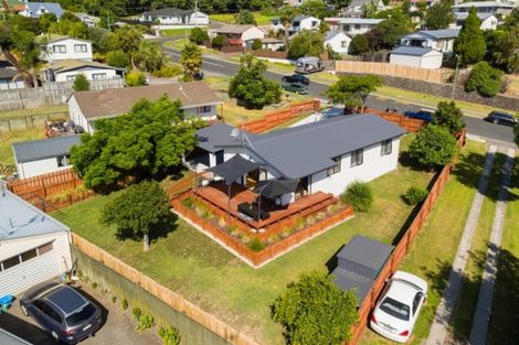 Photo of property in 133 Osprey Drive, Welcome Bay, Tauranga, 3112