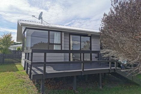 Photo of property in 1/1 Meadowvale Avenue, Forrest Hill, Auckland, 0620