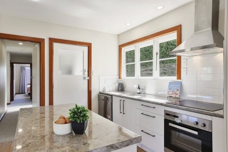 Photo of property in 19 King Street, Coalgate, 7673