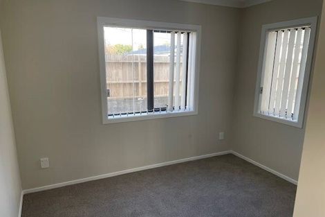 Photo of property in 3a Edwards Avenue, Henderson, Auckland, 0610