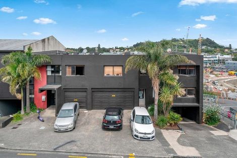 Photo of property in 12/12 Nikau Street, Eden Terrace, Auckland, 1021