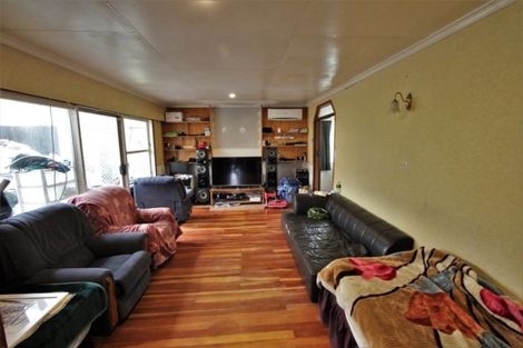 Photo of property in 14 Kenmore Place, Tokoroa, 3420