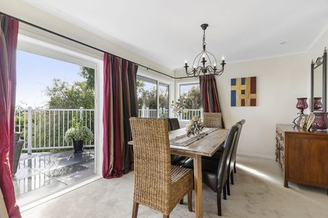 Photo of property in 21 Brooke Ridge Rise, East Tamaki Heights, Auckland, 2016