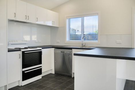 Photo of property in 13-15 Gillespie Street, Taita, Lower Hutt, 5011