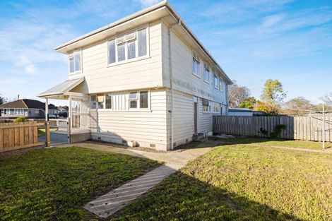 Photo of property in 8-10 Dix Crescent, Riversdale, Blenheim, 7201