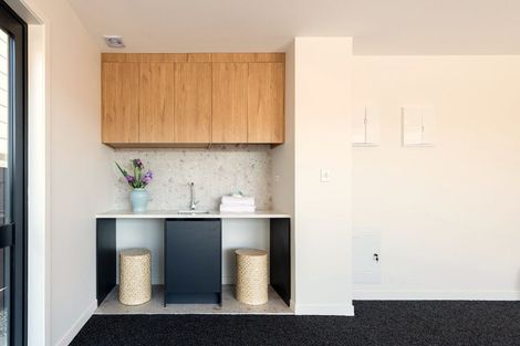 Photo of property in 42c Gordon Avenue, Milford, Auckland, 0620