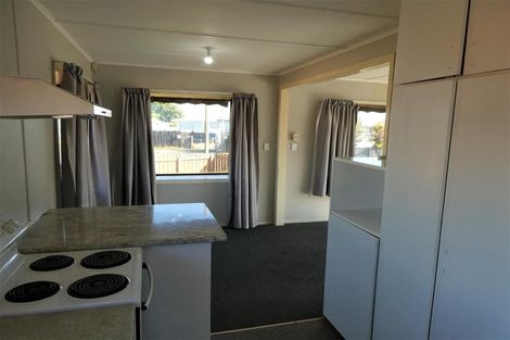 Photo of property in 400 Huia Place, Camberley, Hastings, 4120