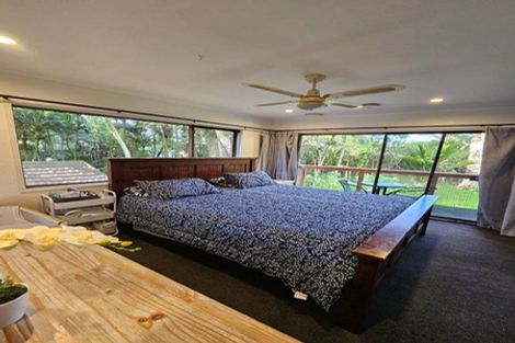 Photo of property in 824 West Coast Road, Oratia, Auckland, 0604