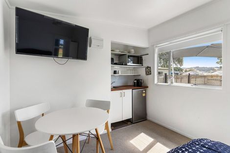 Photo of property in 128 Diana Avenue, Whangamata, 3620