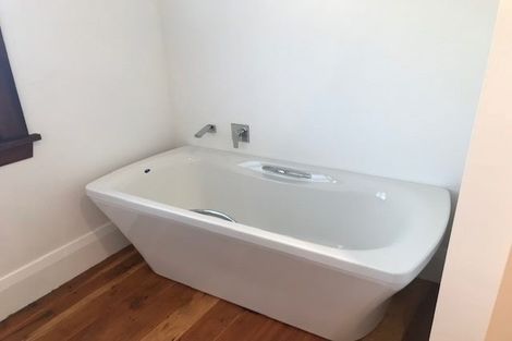 Photo of property in 867 Kahikatea Flat Road, Waitoki, Kaukapakapa, 0871