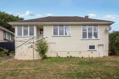 Photo of property in 83 Bell Street, Tawa, Wellington, 5028