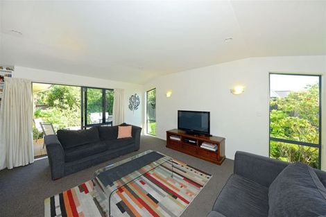 Photo of property in 15 Wilsons Road, Saint Martins, Christchurch, 8022