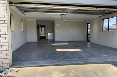 Photo of property in 100 Barrington Drive, Huntington, Hamilton, 3210