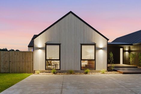 Photo of property in 94 Ridgeland Way, West Melton, 7618