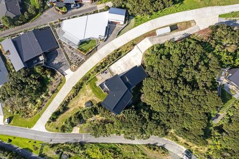 Photo of property in 65 Exploration Way, Whitby, Porirua, 5024