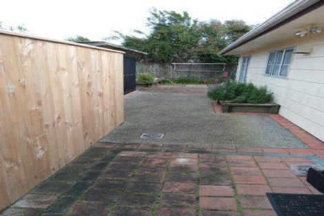 Photo of property in 16 Ellesmere Crescent, Highbury, Palmerston North, 4412