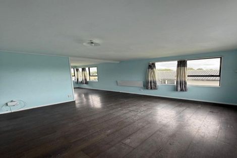 Photo of property in 3/1 Rebecca Rise, Weymouth, Auckland, 2103