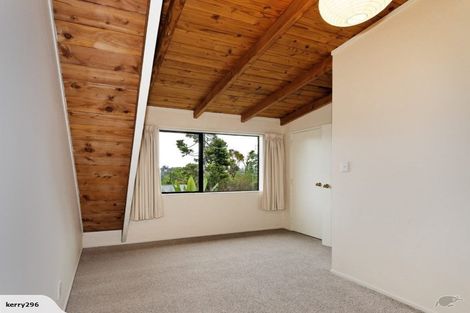 Photo of property in 1/32 Konini Road, Titirangi, Auckland, 0604