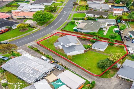 Photo of property in 109 Edgewater Drive, Pakuranga, Auckland, 2010