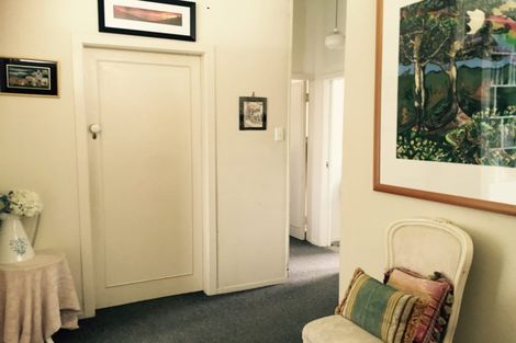 Photo of property in 34 Crawford Road, Kilbirnie, Wellington, 6022