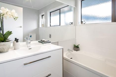 Photo of property in 1/108 Lyon Street, Kihikihi, Te Awamutu, 3800