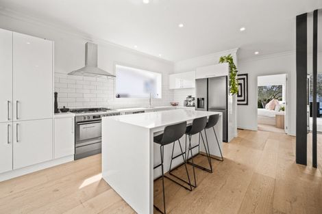 Photo of property in 50 Premier Avenue, Point Chevalier, Auckland, 1022