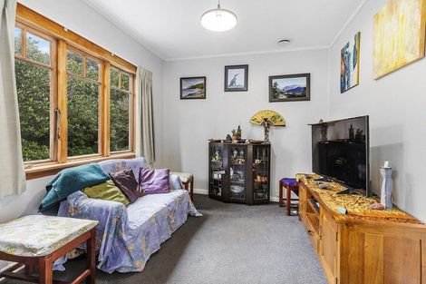 Photo of property in 35 Airlie Road, Plimmerton, Porirua, 5026