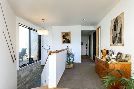 Photo of property in 324a Waikawa Road, Waikawa, Picton, 7220